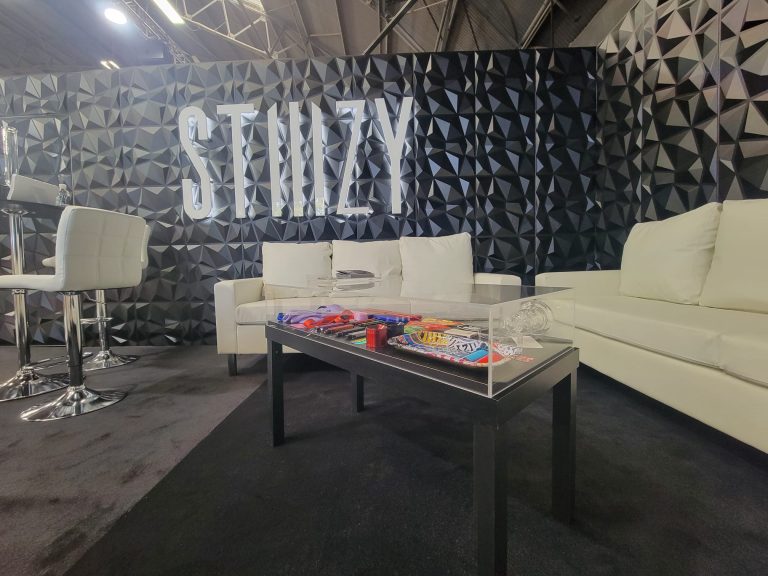 STIIIZY 20x40 Booth at Hall of Flowers 2021
