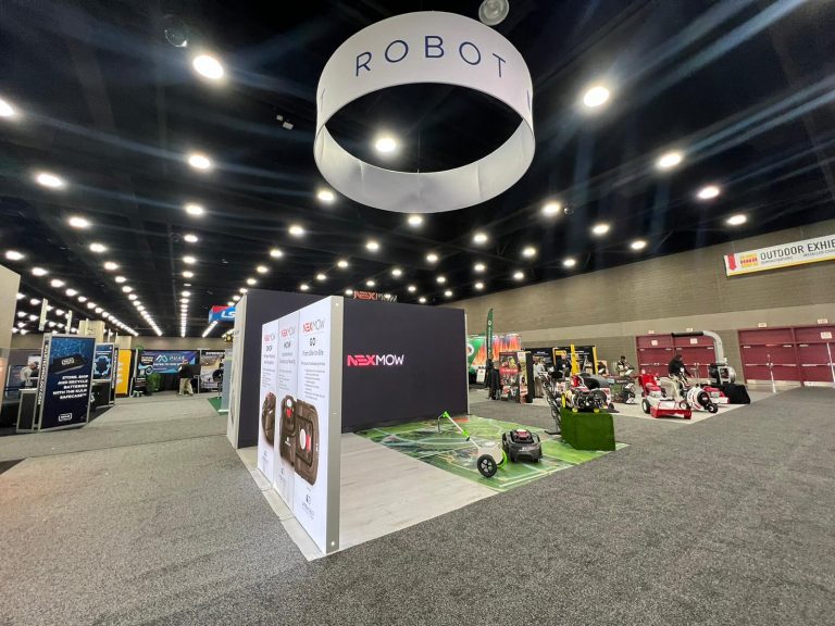 URS Robot 20x20 Trade Show Booth at Hardscape Equip Exposition in Louisville, KY 2022