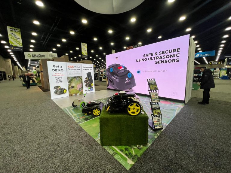 URS Robot 20x20 Trade Show Booth at Hardscape Equip Exposition in Louisville, KY 2022