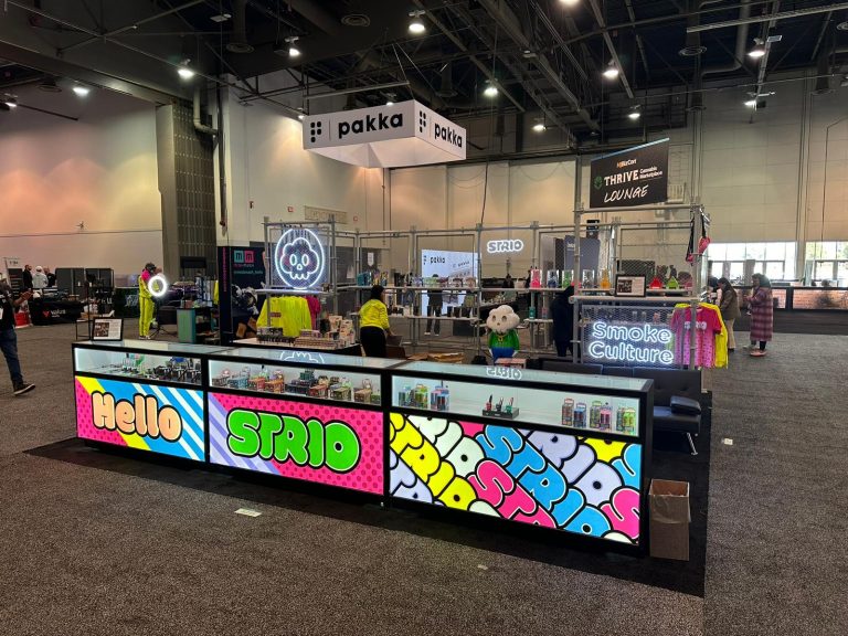 Strio 20x20 Trade Show Booth at MJ Bizcon Expo Vegas 2023